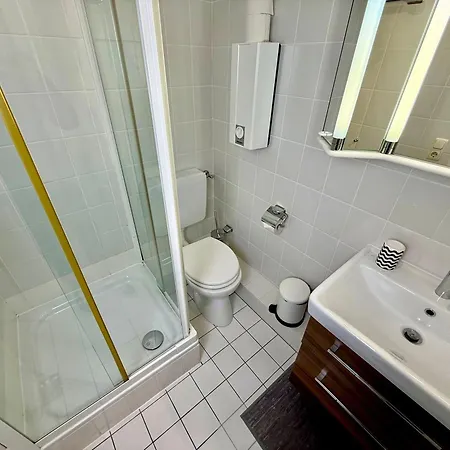 Bötticherstraße 4, App 3 *